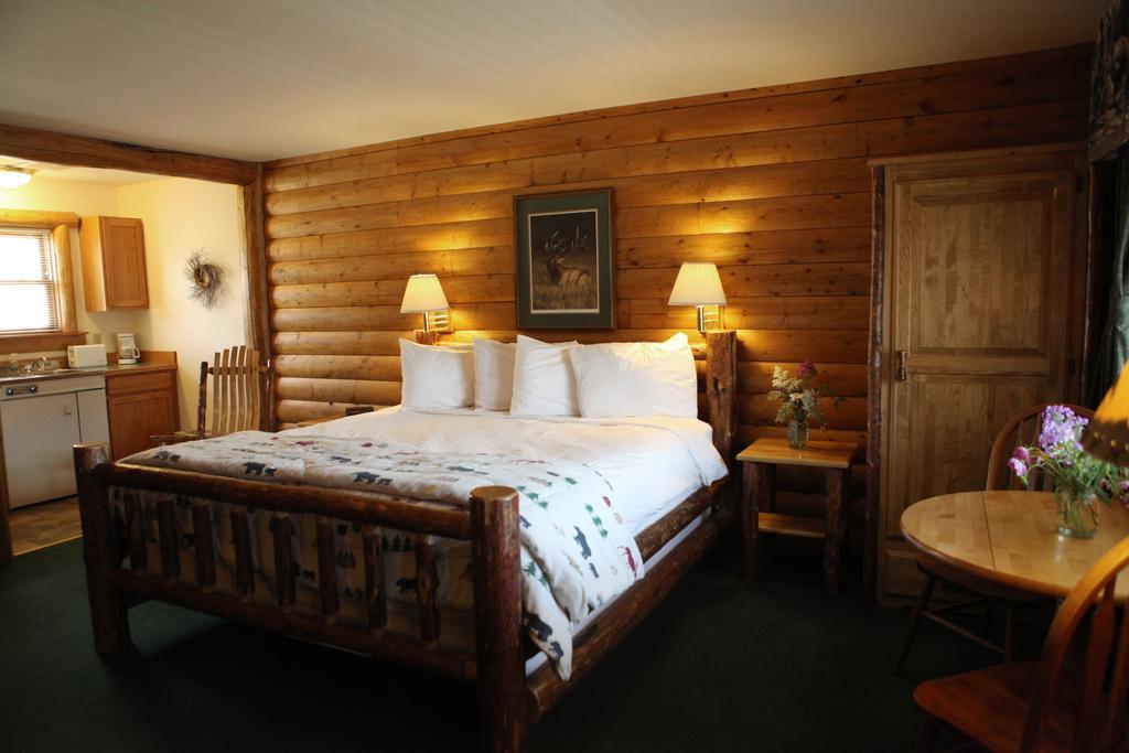 Inn Yellowstone Basin Gardiner
